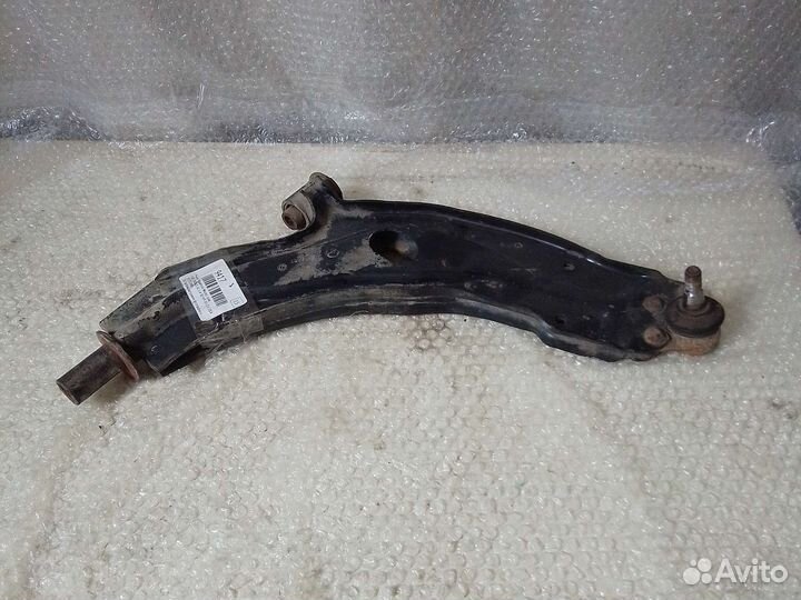 Рычаг подвески перед право Fiat Doblo 3C 1.4