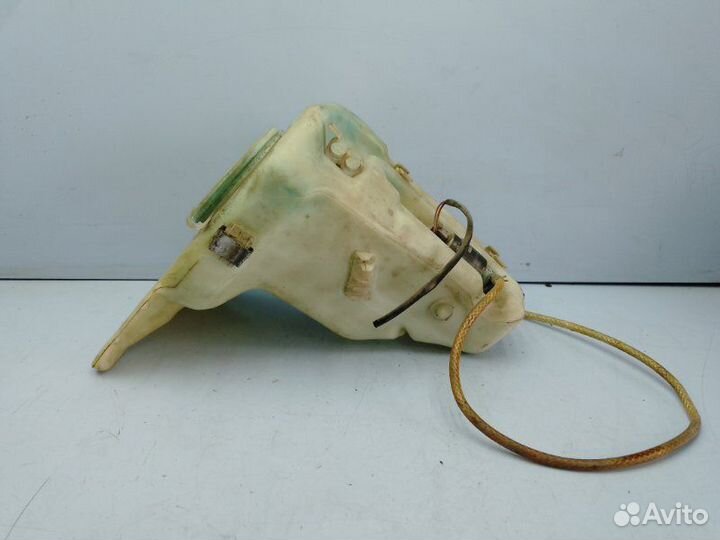 Бачок стеклоомывателя Mercedes-Benz C-Class W202