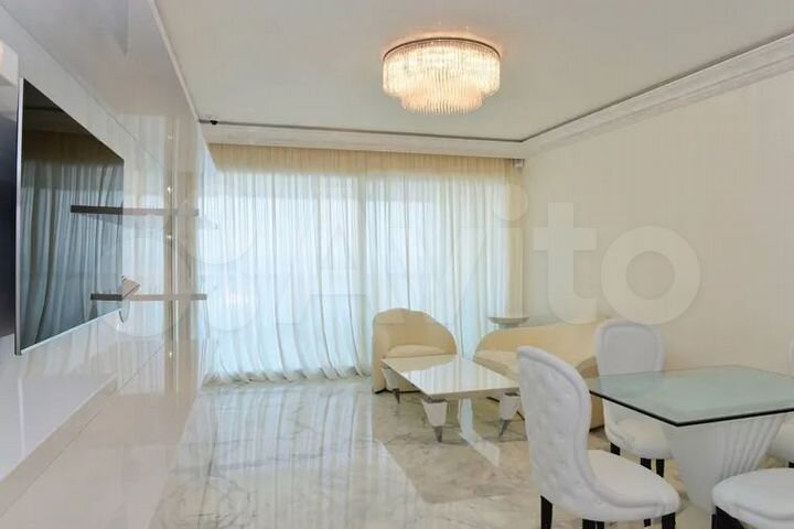 1-к. квартира, 90 м², 10/20 эт.