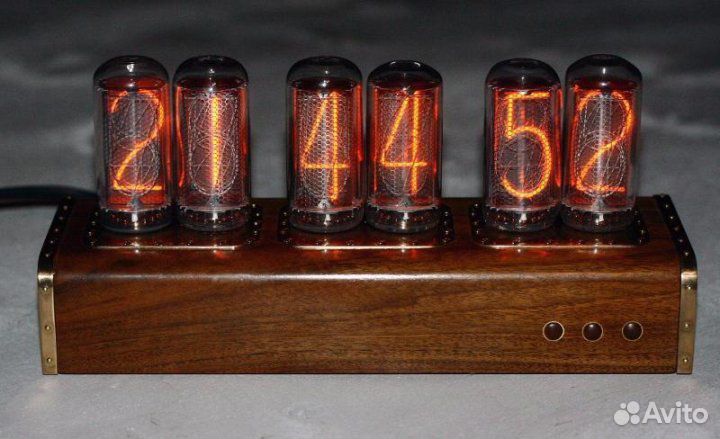 Часы на газоразрядных лампах ин - 18