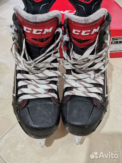 Коньки хоккейные юниорские CCM ft2 5EE