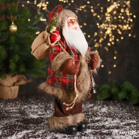 Дед Мороз под ёлку