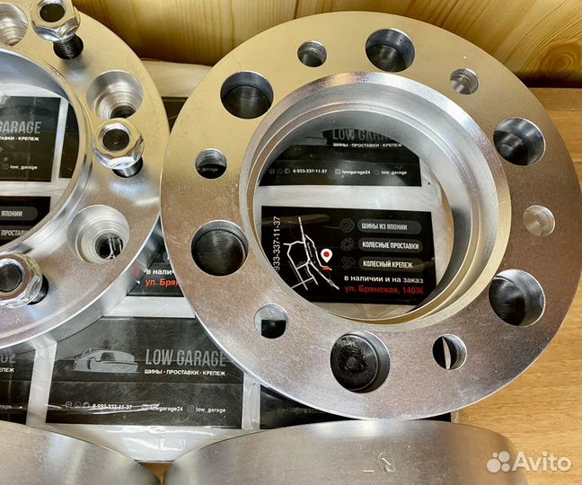 Проставки 6х139.7 25мм цо108. Новые