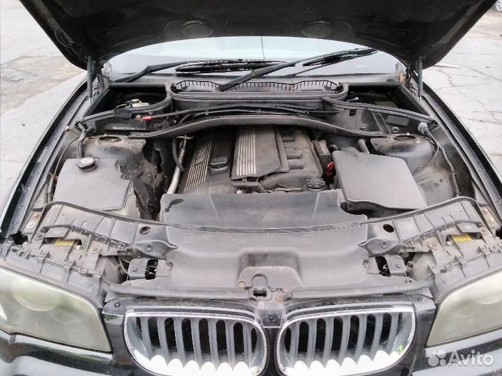 Радиатор масляный BMW X3 E83 2004