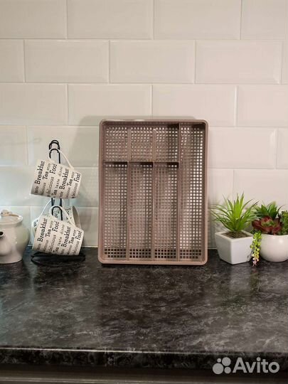 Лоток для столовых приборов