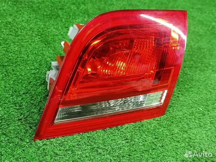 Фонарь задний внутренний правый Audi A3 (8PA) 200