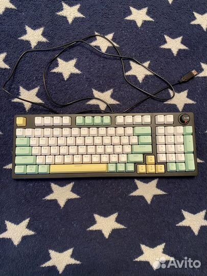 Игровая клавиатура TFN Saibot KX-10-97