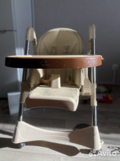 Стульчик для кормления tommy