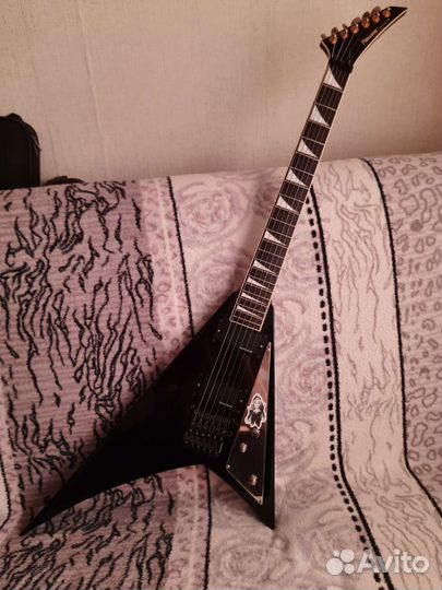 Fernandes js-100 limited edition (стрела)