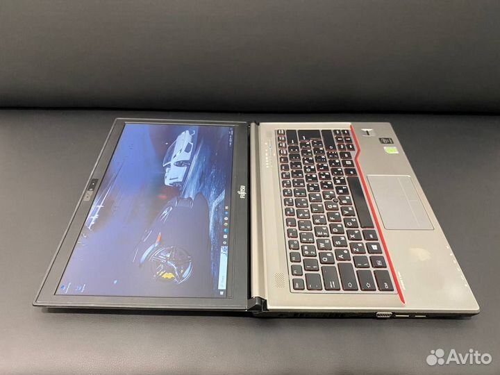 Ноутбук Fujitsu (made IN japan) core i5 / 12gb RAM