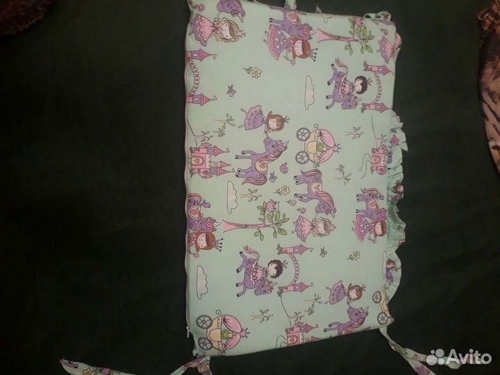 Бортики в детскую кроватку новые