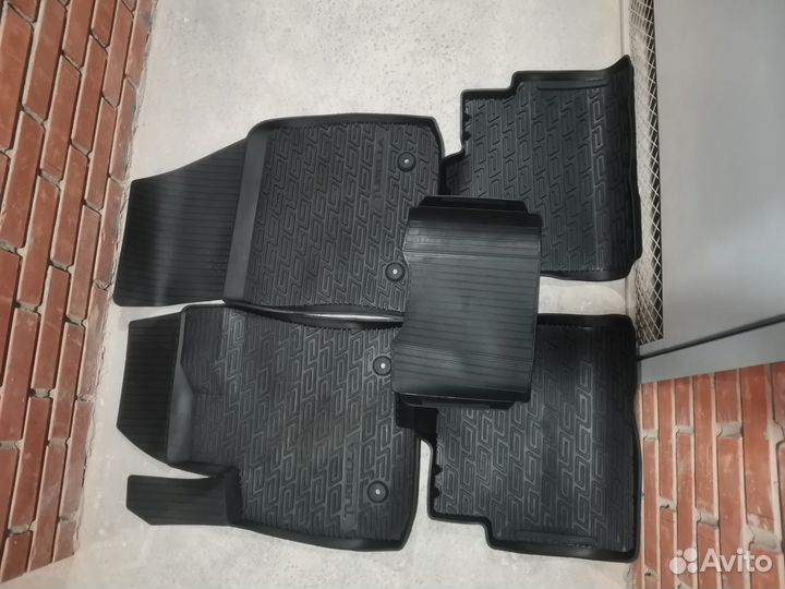 Коврики Джили Тугелла