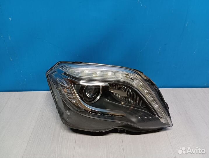 Фара правая Mercedes GLK class 2012-нв