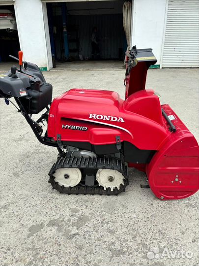 Снегоуборщик Honda HSS1170i Гибрид