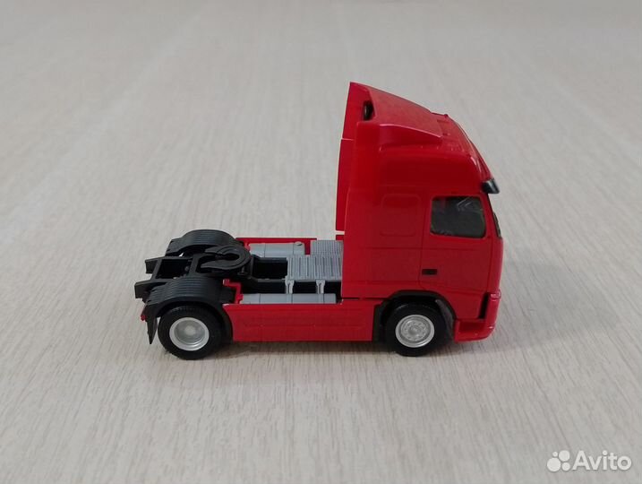 264) Тягач Volvo FH GL