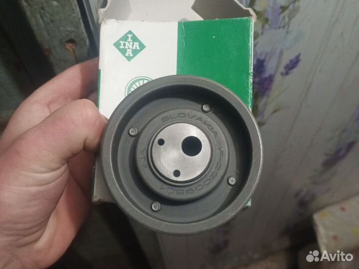 Ролик натяжителя ремня Audi, Seat, Skoda, VW