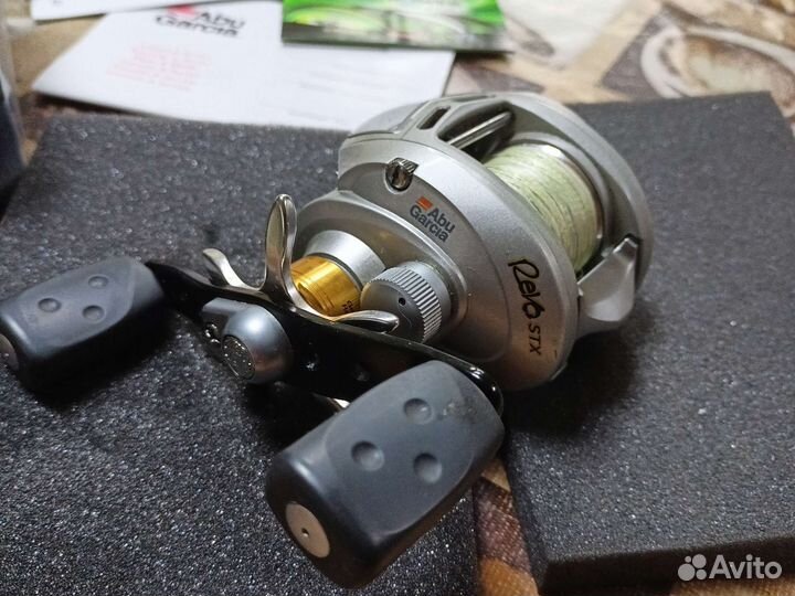 Мультипликаторная катушка abu garcia revo stx-hs-l