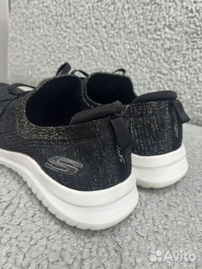 Кроссовки skechers 39