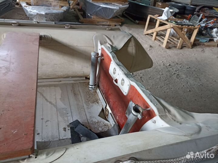 Лодка с прицепом