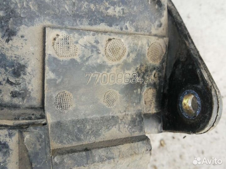 Гофра воздушного фильтра Рено Меган 1