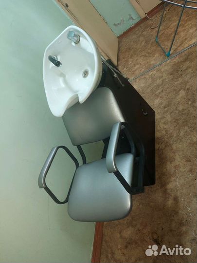 Парикмахерские оборудование