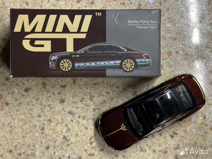 Модель Mini GT Bentley Flying Spur