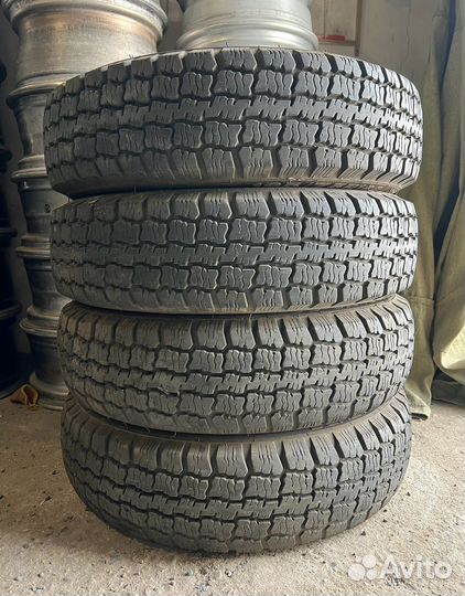 Voltyre 185/75R16