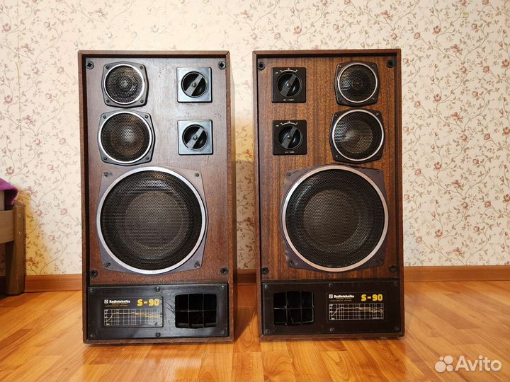 Радиотехника S90 зеркальные