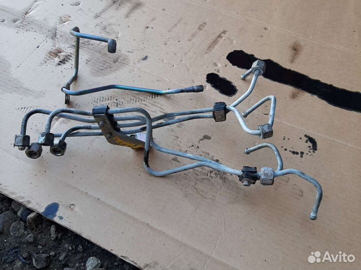 Трубка топливная Ниссан Террано 2 2.7D Маверик