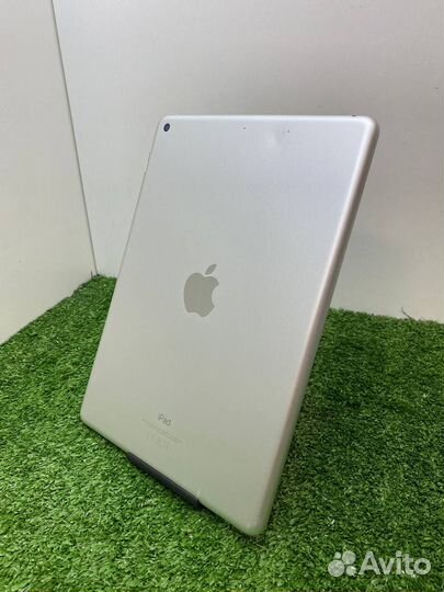 Планшет Apple iPad (2018)