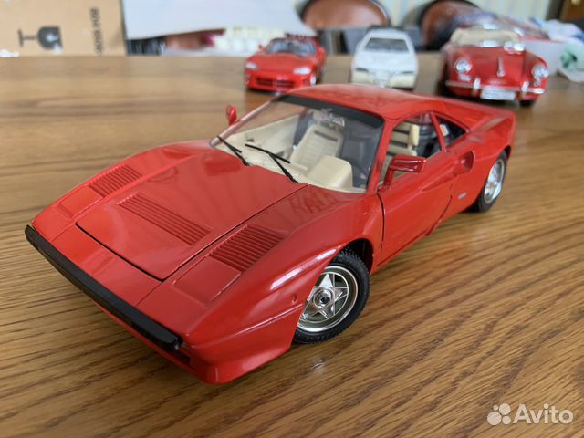 Bburago Модель авто Ferrari GTO 1984. Italy