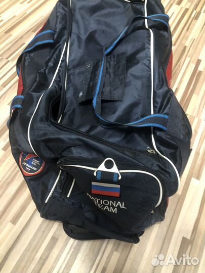 Сумка форвард на колесах