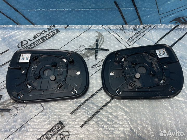 Зеркальный элемент Новый Toyota RAV4 30 2006-2012