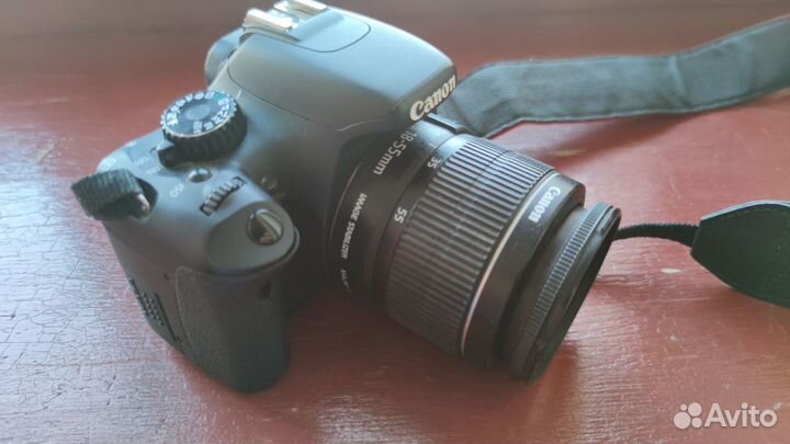 Canon EOS 550D цифровой зеркальный фотоаппарат