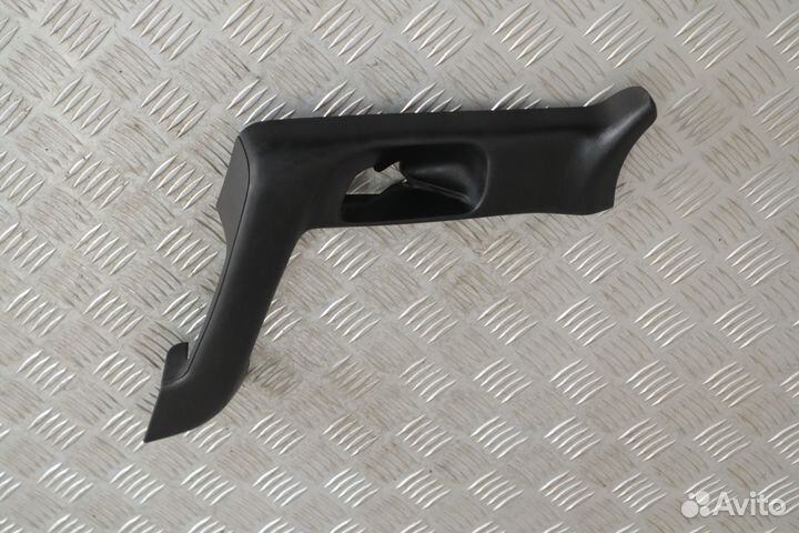 Ручка внутренняя левая Opel Astra F