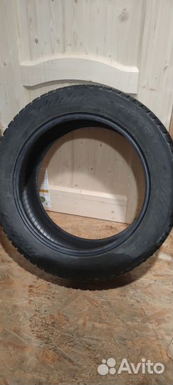 Nokian Tyres Hakkapeliitta 9 215/55 R17