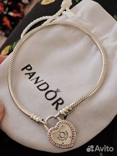 Украшение шарм