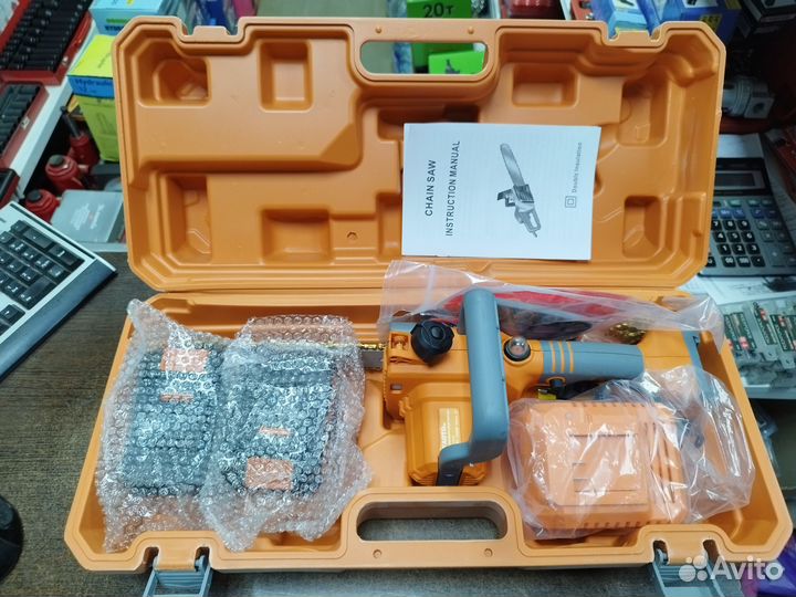 Пила цепная аккумуляторная 8