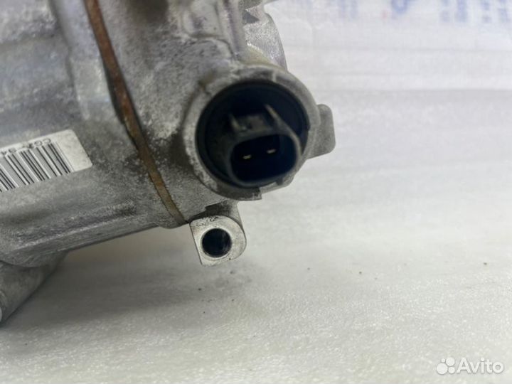 Компрессор кондиционера Toyota Camry V70/V75