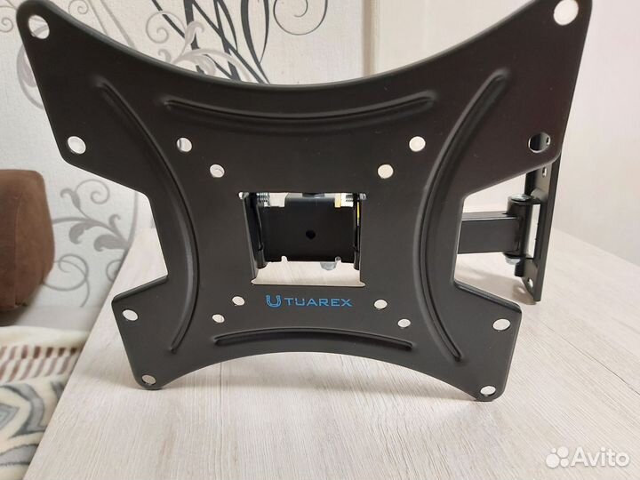 Кронштейн для телевизора
