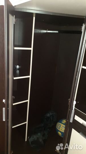 Детская кровать чердак, со столом и шкафом