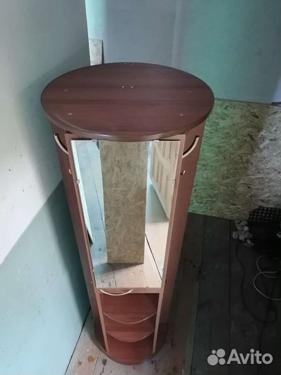 Мини прихожая, круглая