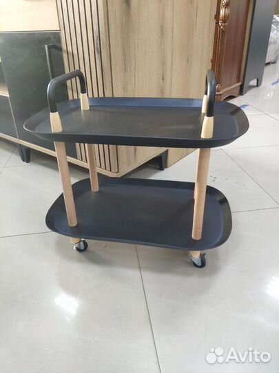 Этажерка на колесиках