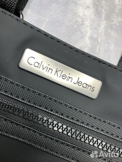 Сумка calvin klein мужская через плечо новая