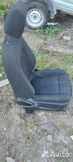 Сиденье пассажирское шевроле авео т300