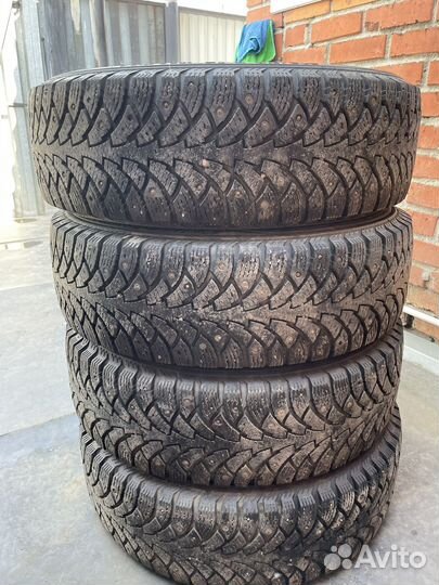 Nordman SUV 215/70 R16 100T