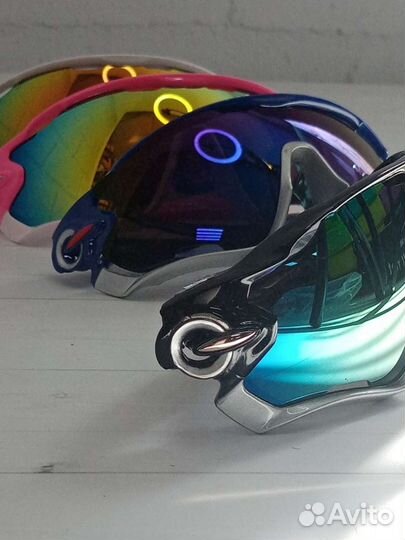 Солнцезащитные очки