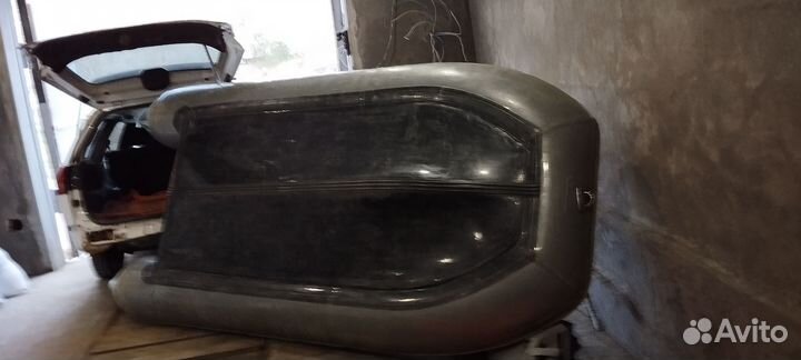 Лодка Yukona 330