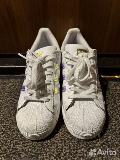 Кроссовки adidas superstar