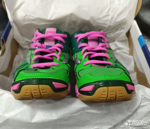 Волейбольные кроссовки Mizuno wave bolt